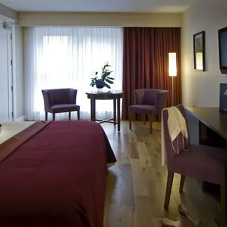 - Leisure And Conference 4* Westport