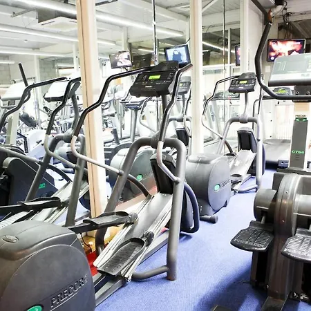 - Leisure And Conference 4* Westport