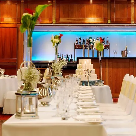 - Leisure And Conference Hotel