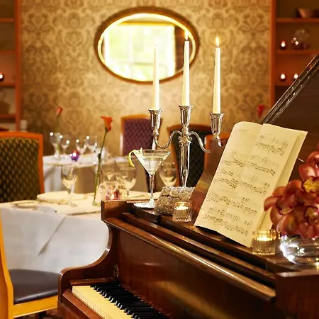 Westport - Leisure And Conference