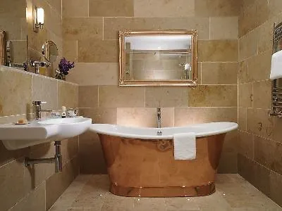 Westport - Leisure And Conference Hotel 4*